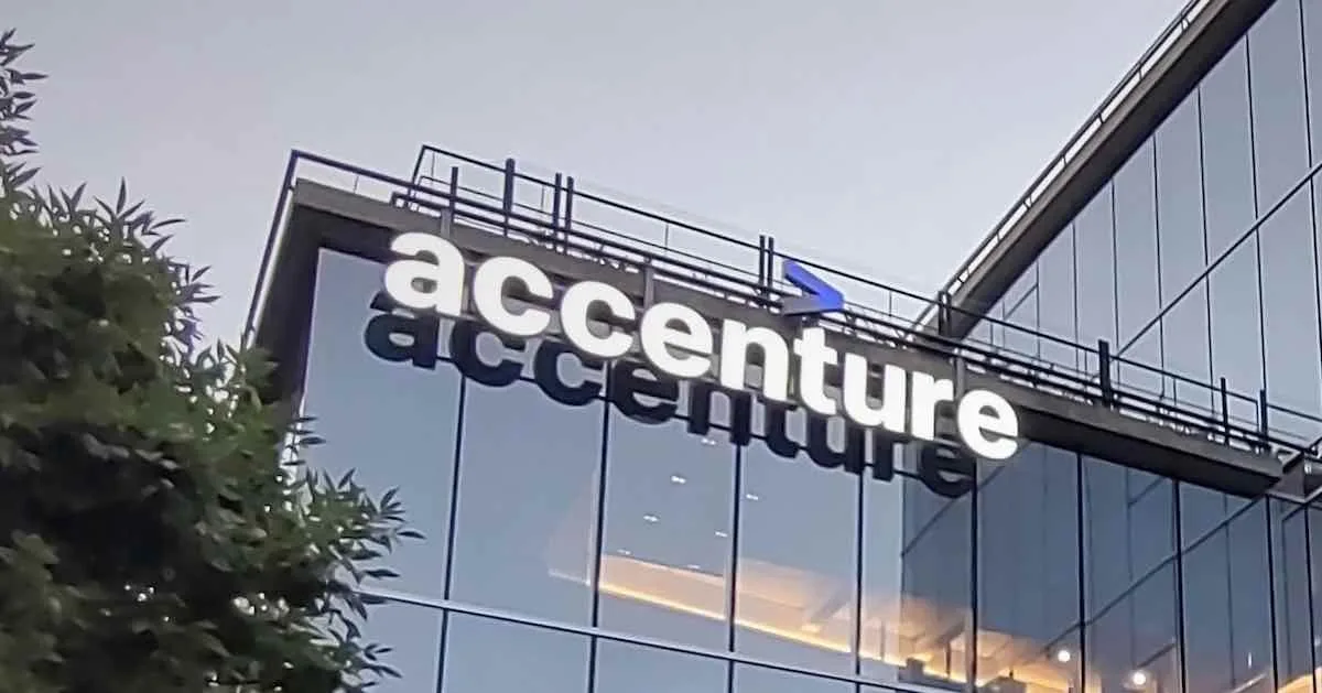 OpenAI و Accenture